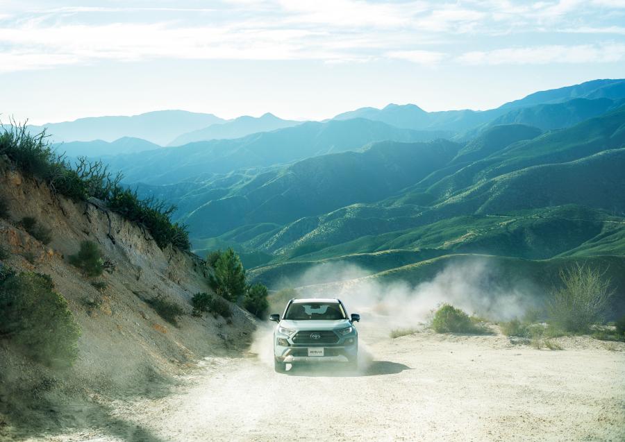  Toyota RAV4 Adventure 2019 года  (JP) (фото 8 из 8)